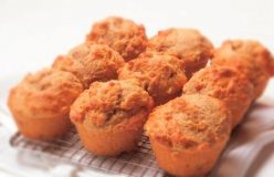 Pear & banana muffins